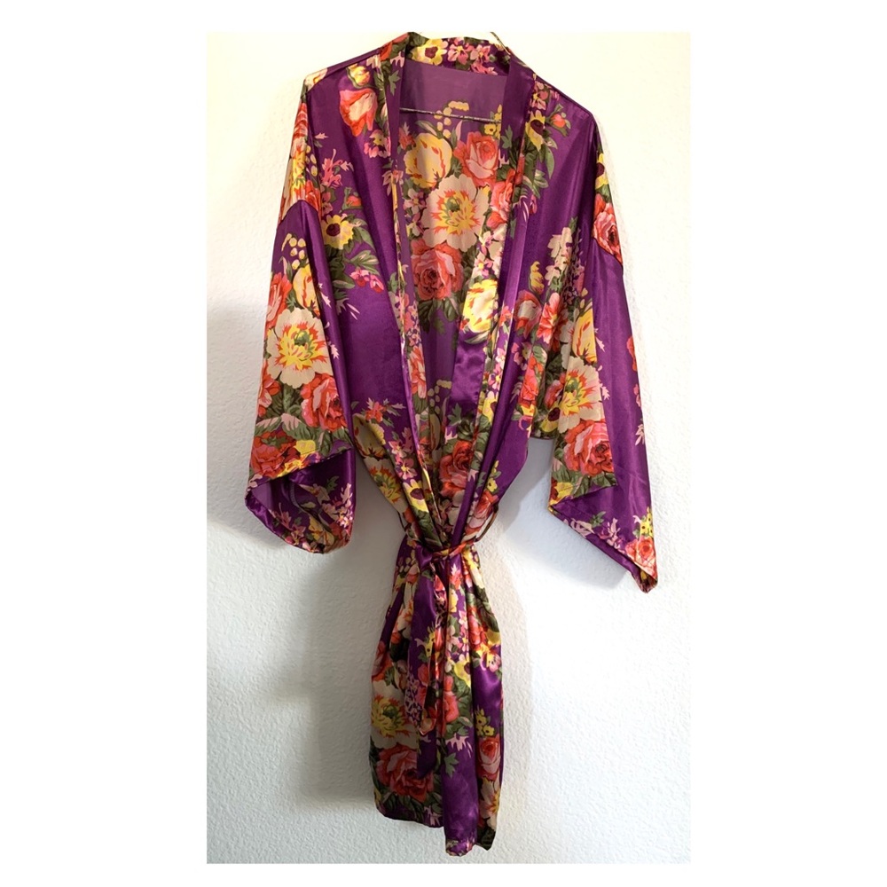 Floral satin robe
